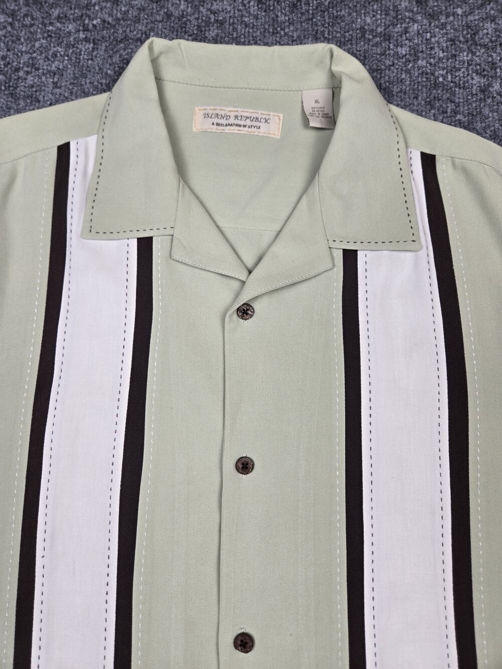 Island Republic Mens XL Silk Camp Shirt Green Tan Panel Bowling Retro #1115